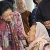 Presiden ke-5 Republik Indonesia sekaligus Ketua Umum DPP PDI Perjuangan, Megawati Soekarnoputri, menerima kunjungan silaturahmi dari jajaran tokoh nasional yang tergabung dalam Gerakan Nurani Bangsa (GNB).