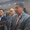 Menteri Perumahan dan Kawasan Permukiman (PKP) Maruarar Sirait dan Kepala Badan Pengelola Investasi (BPI) Danantara Rosan Roeslani menyampaikan keterangan kepada wartawan di Jakarta, Senin (22/6/2026). (ANTARA/Aji Cakti)
