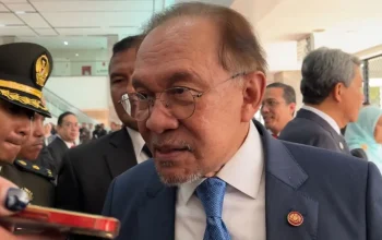 Perdana Menteri Malaysia Anwar Ibrahim mengakui adanya serangan di perbatasan Thailand dan Kamboja pada Selasa (29/7/2025) pagi. Namun ia menegaskan bahwa bentrokan itu telah terselesaikan (Dok. Liputan6.com/Teddy Tri Setio Berty).
