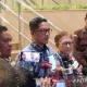 Kuasa hukum mantan Jampidsus Febrie Adriansyah, Febri Diansyah (tengah), memberikan keterangan pers di Gedung Utama Kejaksaan Agung, Jakarta, Jumat (24/7/2026). ANTARA/Nadia Putri Rahmani/aa.