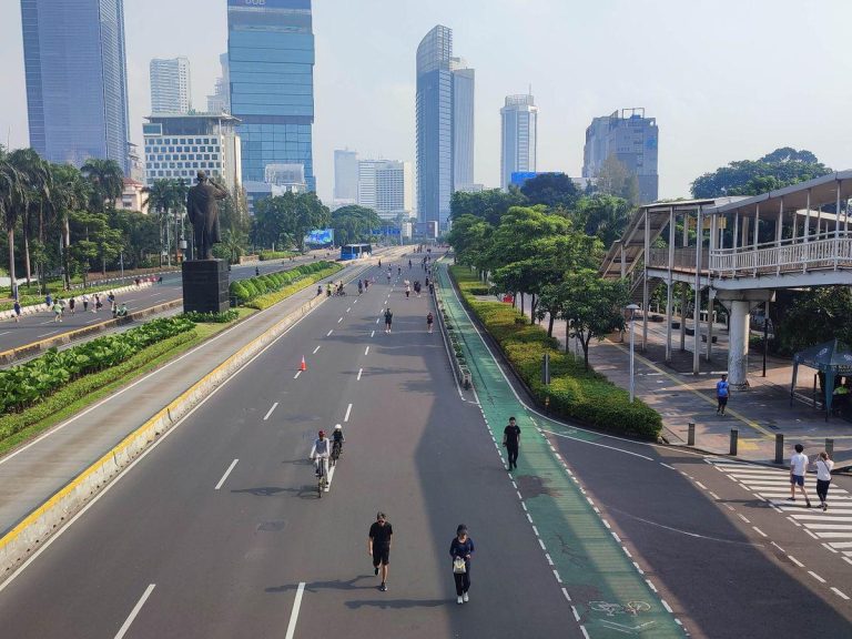 BMKG: RI Berawan, Hujan Ringan Senin Ini