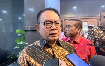 Kepala Staf Kepresidenan, Jenderal TNI (Purn) Dudung Abdurachman saat ditemui di Kantor Kemenpan RB, Kebayoran Baru, Jakarta Selatan, Jumat (24/7/2026).(KOMPAS.com/FIRDA JANATI)