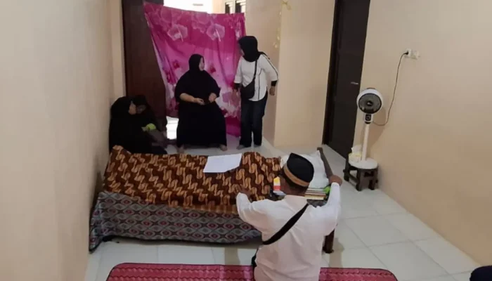 Kepergian Diding Boneng Tinggalkan Duka, Pelayat Berdatangan