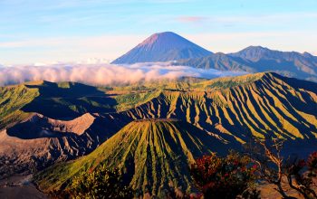 gunung bromo ilustrasi