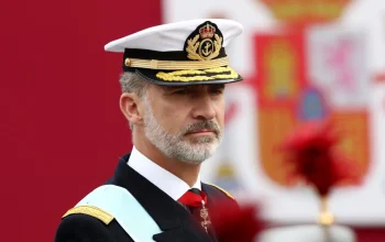 Raja Felipe VI Sambangi Ceuta di Tengah Krisis Migran