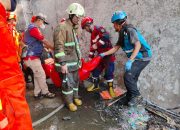 Petugas Damkar Tewas Saat Padamkan Kebakaran di Kramat Jati