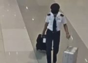 Seorang kopilot maskapai asal Malaysia berinisial MS tiba di Bandara Internasional Soekarno-Hatta, membawa dua koper dan salah satunya berisi narkoba. (Dokumentasi Humas Bea Cukai Bandara Internasional Soekarno-Hatta)